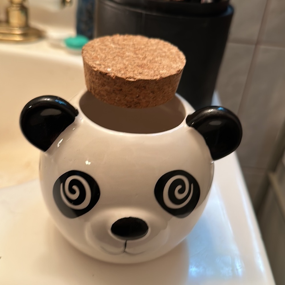 Cute panda jar for whatever you want - Picture 6 of 6
